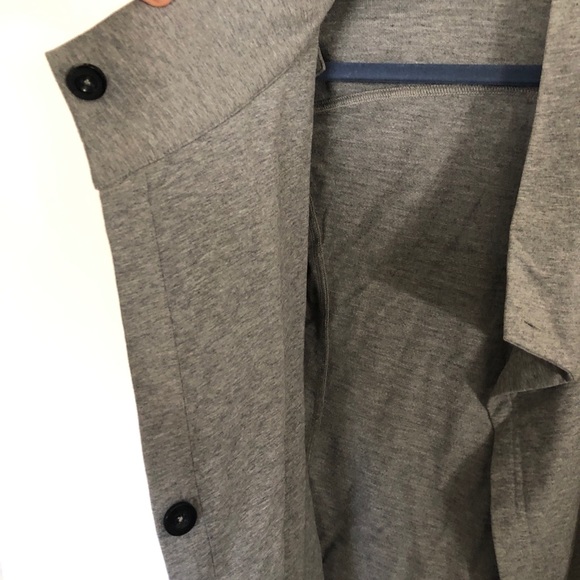 LULULEMON Coast Wrap II 4 - Picture 7 of 9